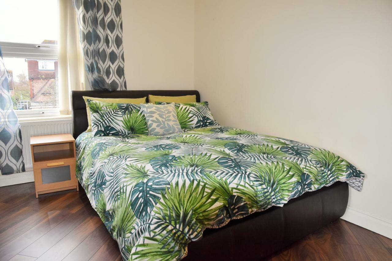 Luxury Duplex Apartment Bedford Bagian luar foto